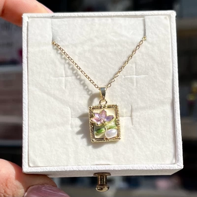 Pembe Tablo Sanat Kolye I Çelik