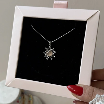 SunStone Kolye