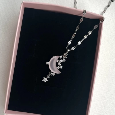 Tasarım Opal Pembe Hilal Kolye | Çelik
