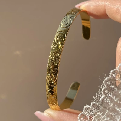 Oymalı Çiçek Vintage Kelepçe Bileklik