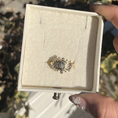 Beyaz Taşlı Göz Vintage Yüzük