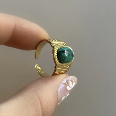 Yeşil Taşlı Vintage Yüzük