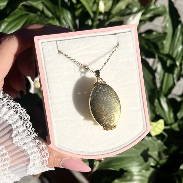 4 Fotoğraflı Oval Kapaklı Kolye | Çelik