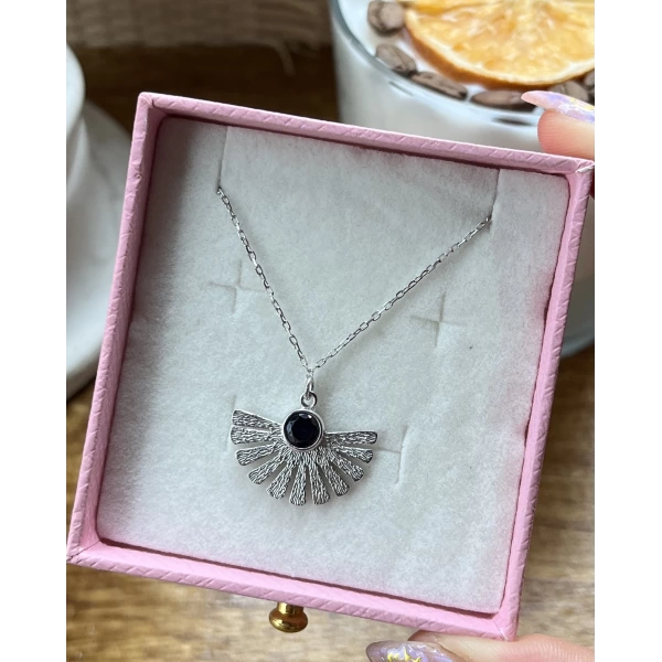 Mor Taşlı Yelpaze Kolye | 925 Gümüş