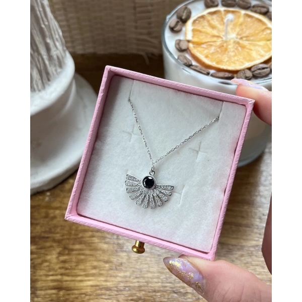 Mor Taşlı Yelpaze Kolye | 925 Gümüş