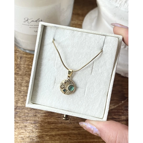 Yeşil Taşlı Minimal Vintage Kolye I Çelik