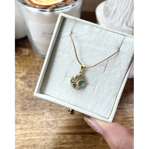 Yeşil Taşlı Minimal Vintage Kolye I Çelik