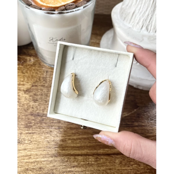 Beyaz Akik Taşlı Vintage Küpe I Çelik