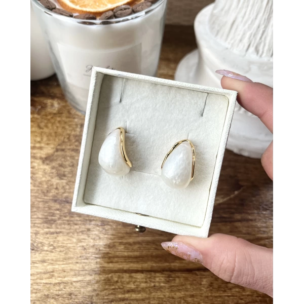 Beyaz Akik Taşlı Vintage Küpe I Çelik
