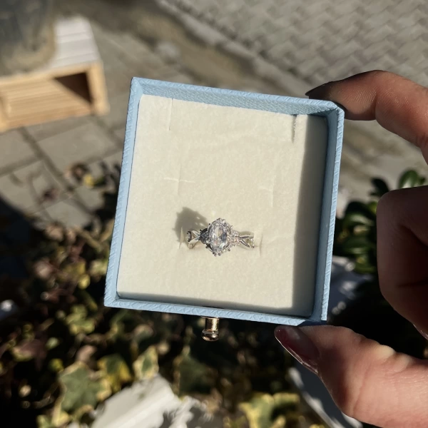 Taşlı Tanya Yüzük I 925 Gümüş
