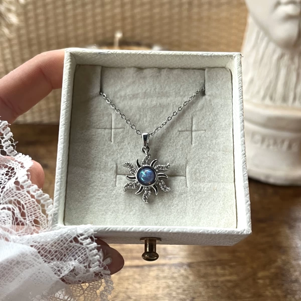 Opal Taşlı Sun Kolye I Çelik