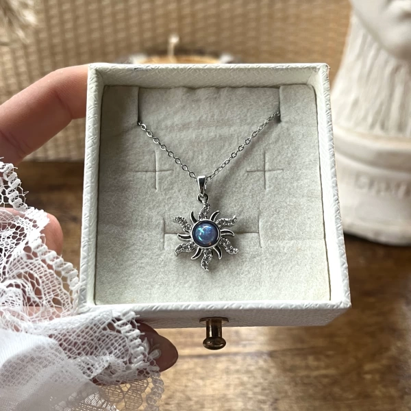 Opal Taşlı Sun Kolye I Çelik