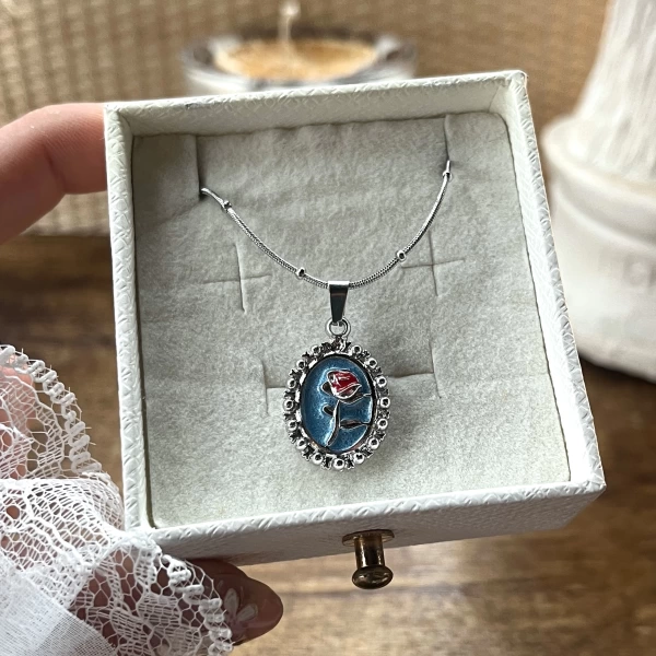 Mineli Vintage Gül Kolye I Çelik