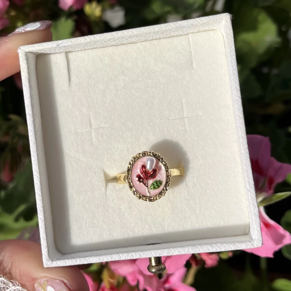 İncili Pembe Çiçek Sanat Yüzük