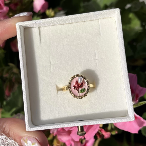 İncili Pembe Çiçek Sanat Yüzük