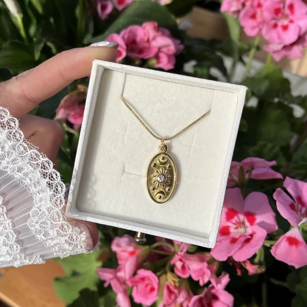 Oval Vintage Güneş Kolye I Çelik