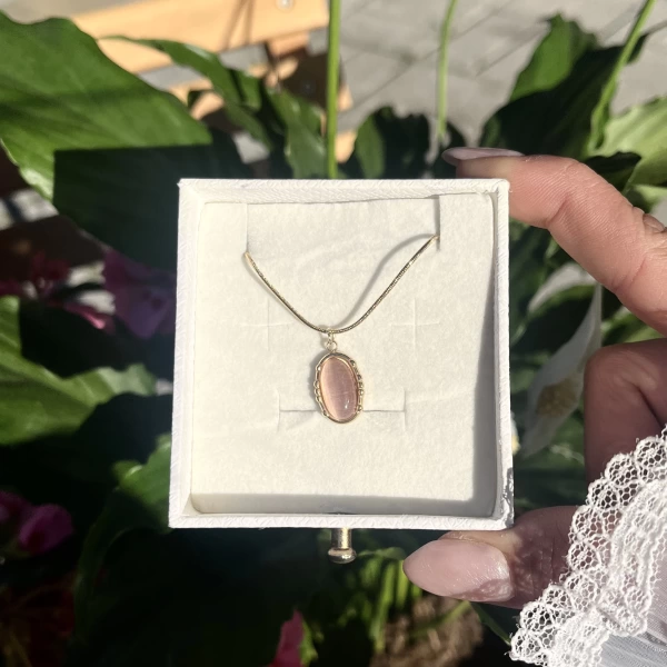 Pembe Taşlı Vintage Kolye I Çelik