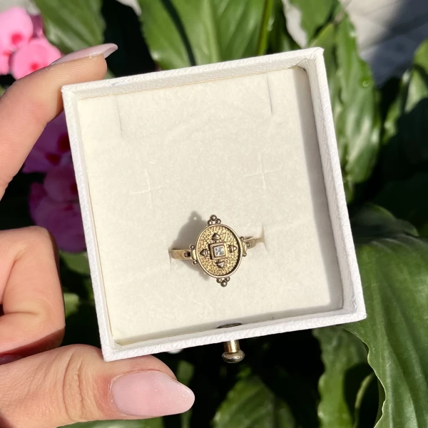 Beyaz Taşlı Antik Vintage Yüzük I Ham Pirinç