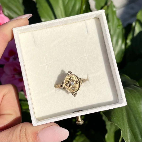 Beyaz Taşlı Antik Vintage Yüzük I Ham Pirinç