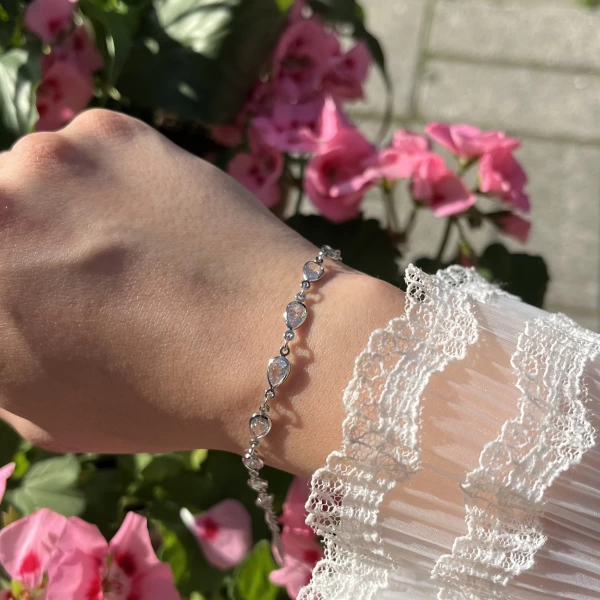 Damla Taşlı Bileklik