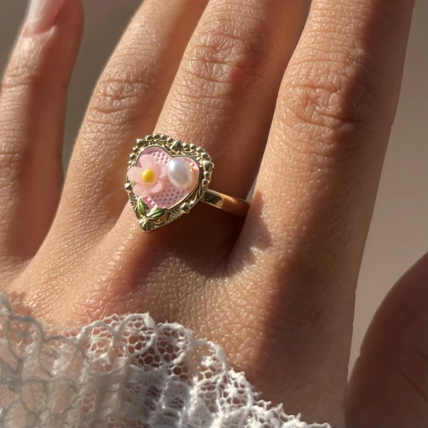 Pembe Kalp Sanat Yüzük
