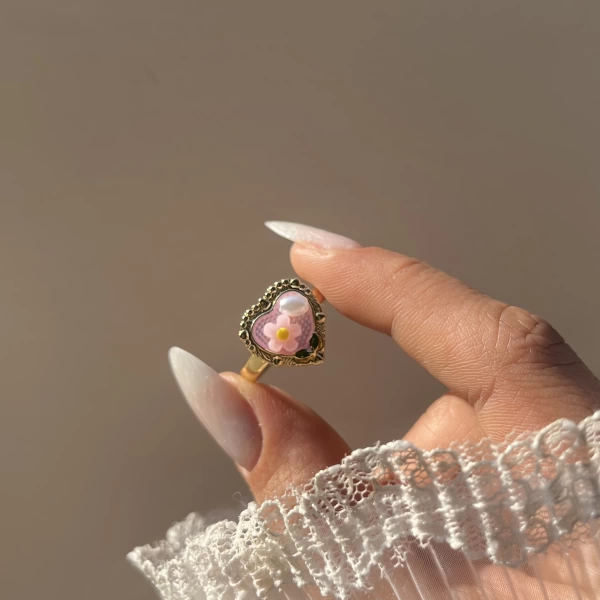 Pembe Kalp Sanat Yüzük