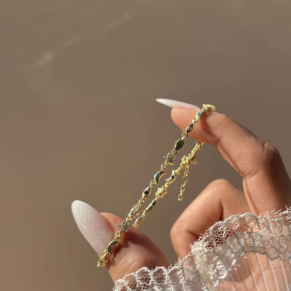 Renkli Taşlı Fatma Ana Eli Bereket Bileklik