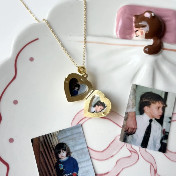Kalp Şeklinde Fotoğraflı Kolye