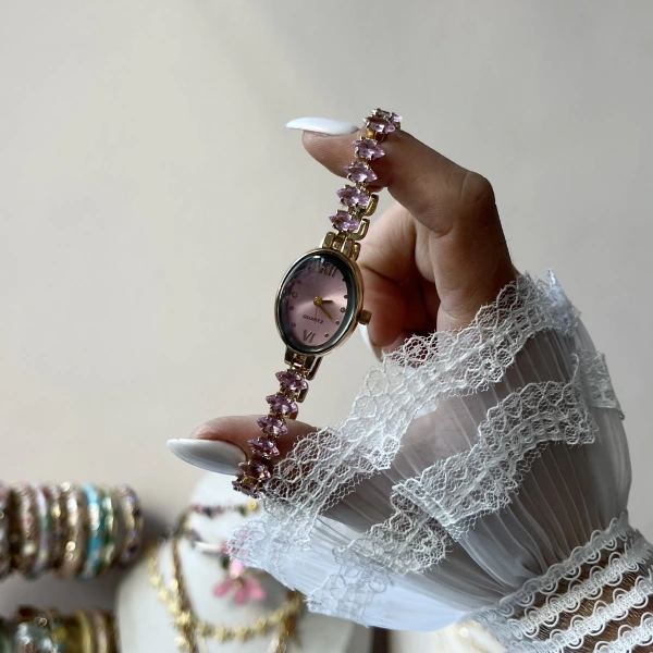 Pembe Elips Taşlı Saat