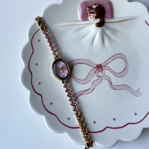 Pembe Elips Taşlı Saat