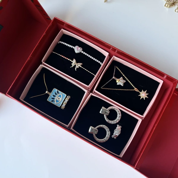 Advent Calender Sürpriz Kutu ( 8 Ürün )