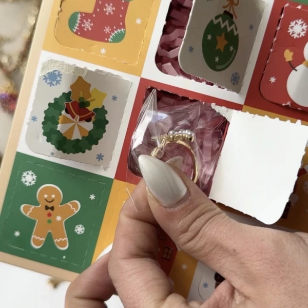 Advent Calender 12’li Sürpriz Takı Kutusu