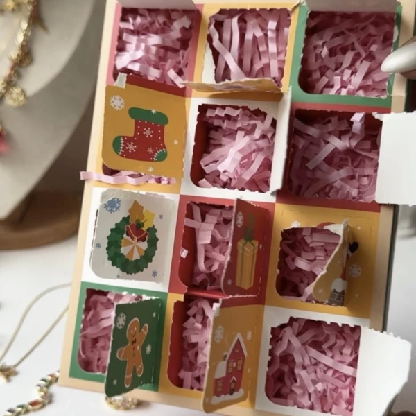 Advent Calender 12’li Sürpriz Takı Kutusu