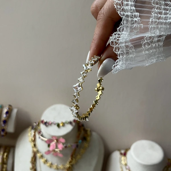 Karo Baget Taşlı Kelepçe Bileklik