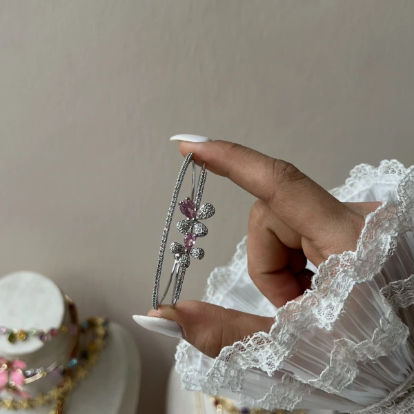 Prenses Çiçekli Kelepçe Bileklik