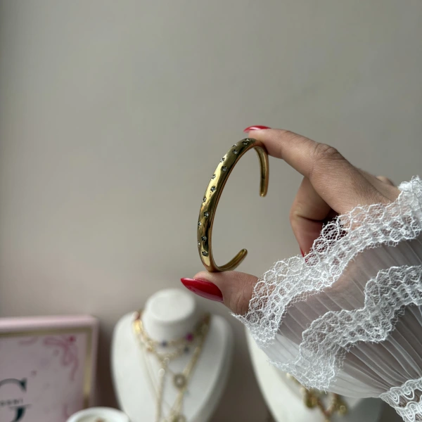 Yıldız Taneli Kelepçe Bileklik