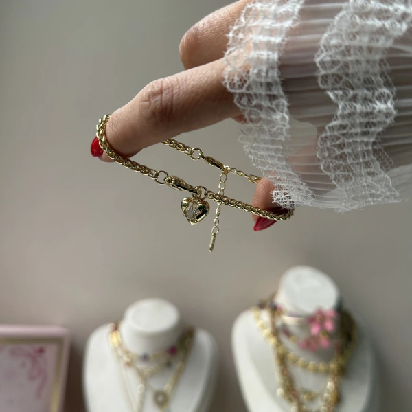 Kalpli Charmlı Bileklik