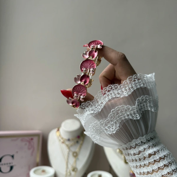 Elora Pembe Çiçek Kelepçe Bileklik