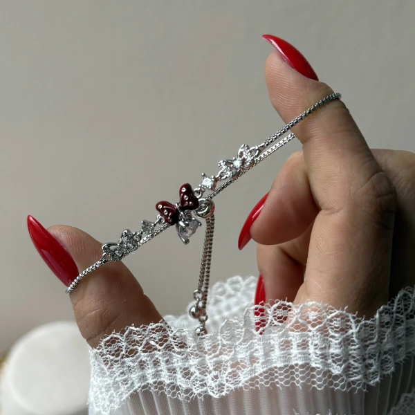 Taşlı Kurdele Charmlı Bileklik