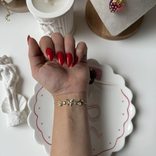 Zarif Taşlı Kelebek Bileklik