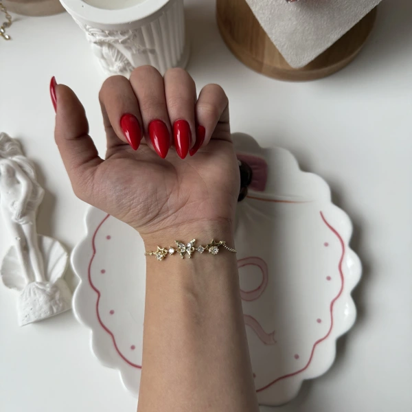 Zarif Taşlı Kelebek Bileklik