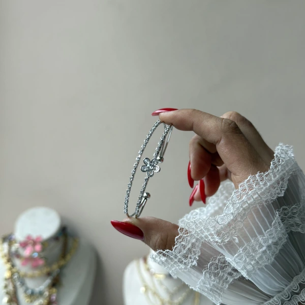 Prenses Soft Bloom Kelepçe Bileklik