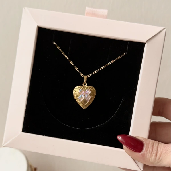 Fiyonklu Fotoğraflı Kalp Kolye