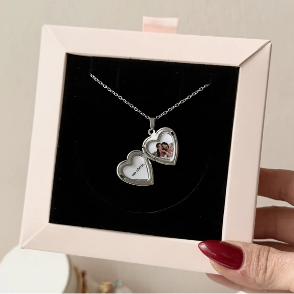 Fiyonklu Fotoğraflı Kalp Kolye
