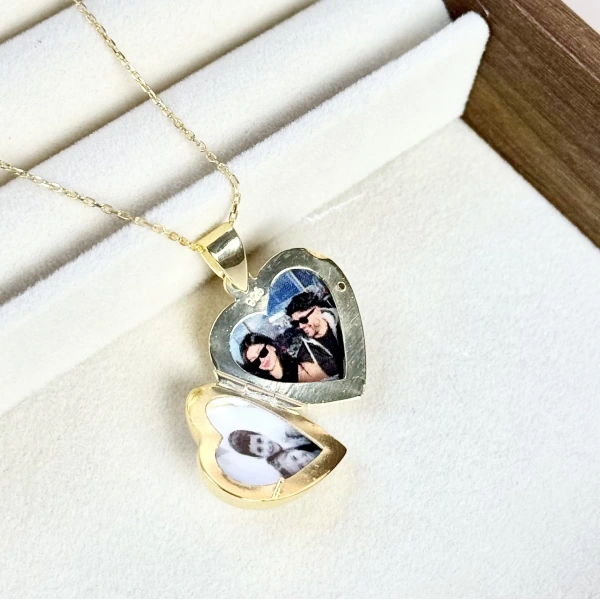 Desenli Kapaklı Fotoğraflı Kalp Kolye