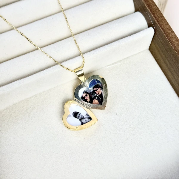 Desenli Kapaklı Fotoğraflı Kalp Kolye