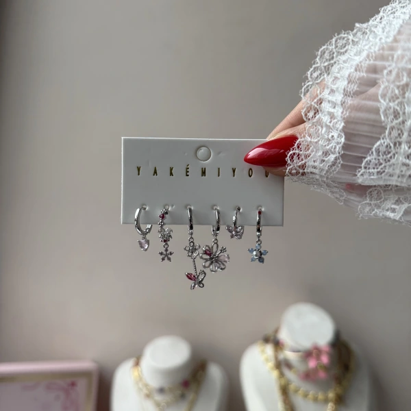 Çiçek Rüyası 6lı Küpe Seti