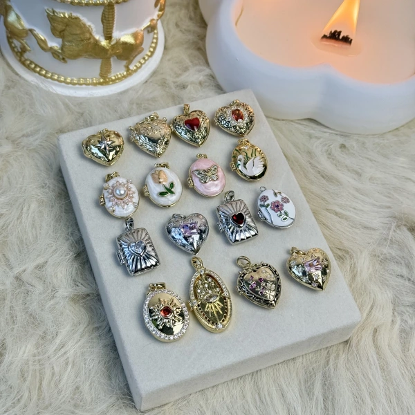 Desenli Fotoğraflı Kapaklı Kolye