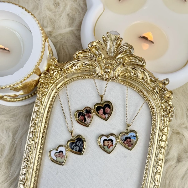 Kalp Motifli Fotoğraflı Kolye