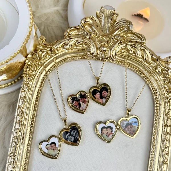 Kalp Motifli Fotoğraflı Kolye